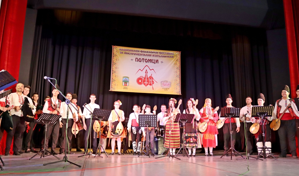 В Лясковец успешно бяха сложени основите на Национален фестивал за инструментални изпълнители